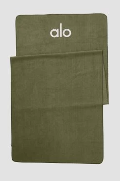 Grounded No-Slip Towel - Jungle
