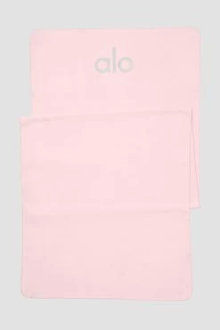 Grounded No-Slip Towel - Powder Pink