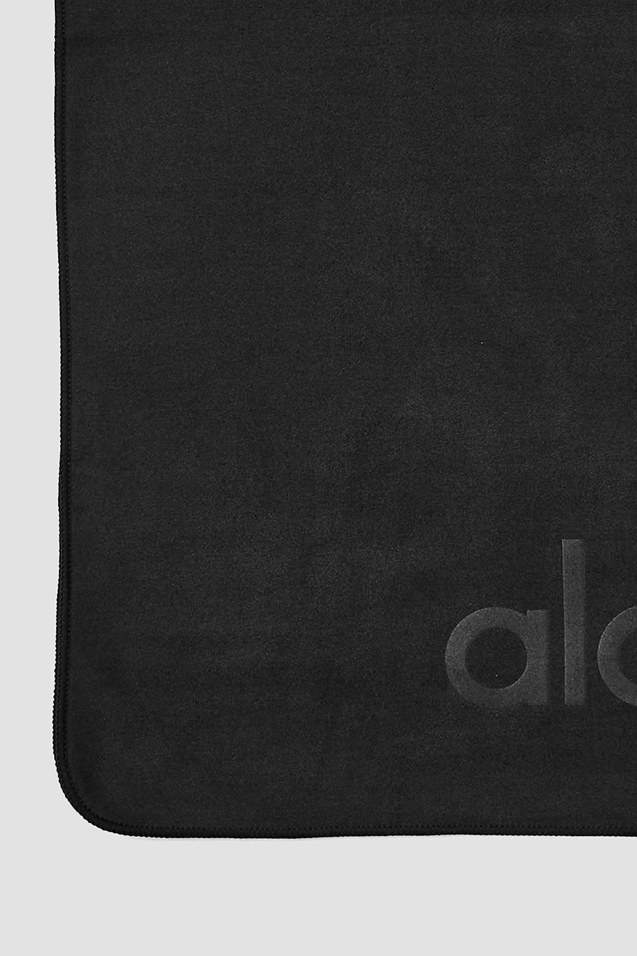 Performance No Sweat Hand Towel - Black - Image 3