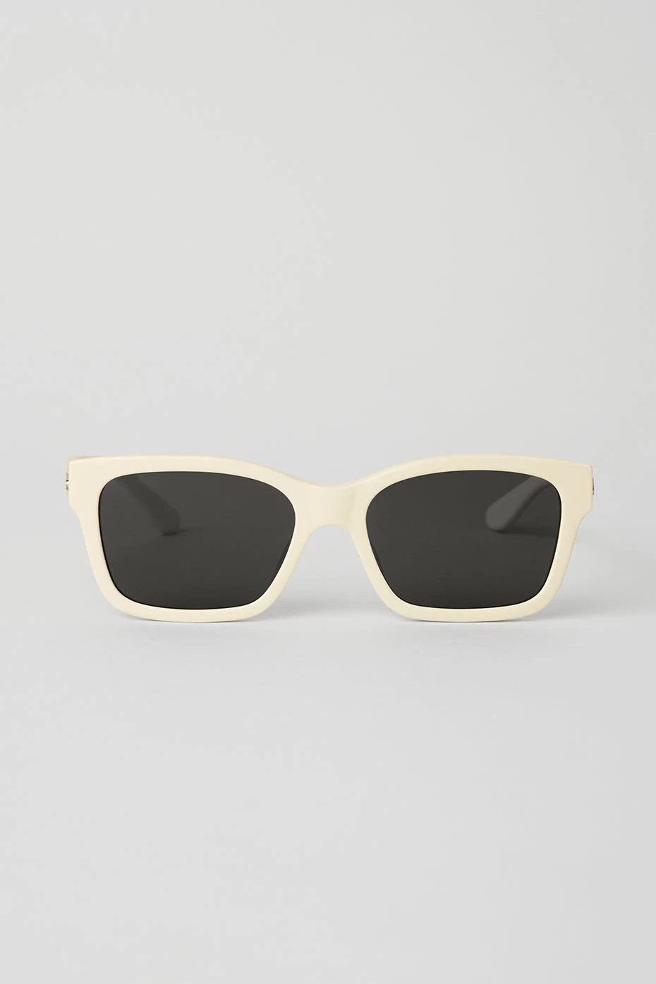 Chill Sunglasses - Black/French Vanilla