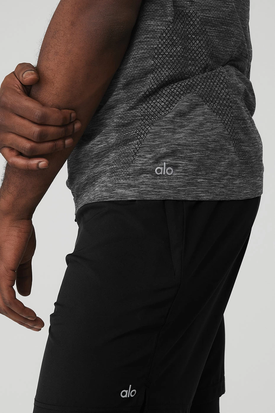 Amplify Seamless Muscle Tank - Black Heather - Image 4