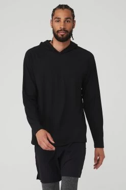 Core Hooded Runner - Black