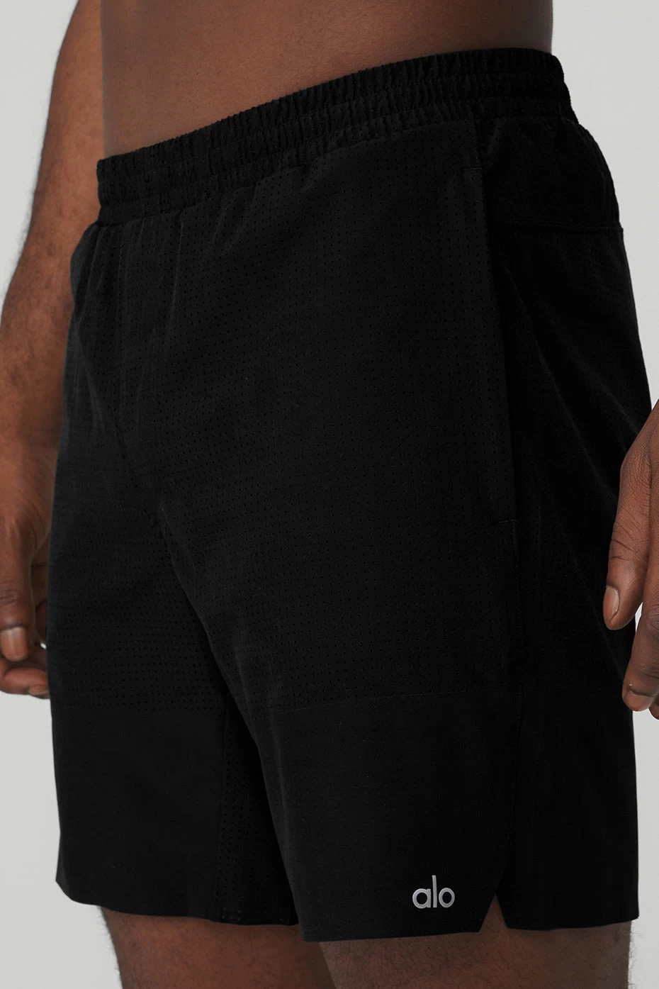 7" Traction Short - Black - Image 4
