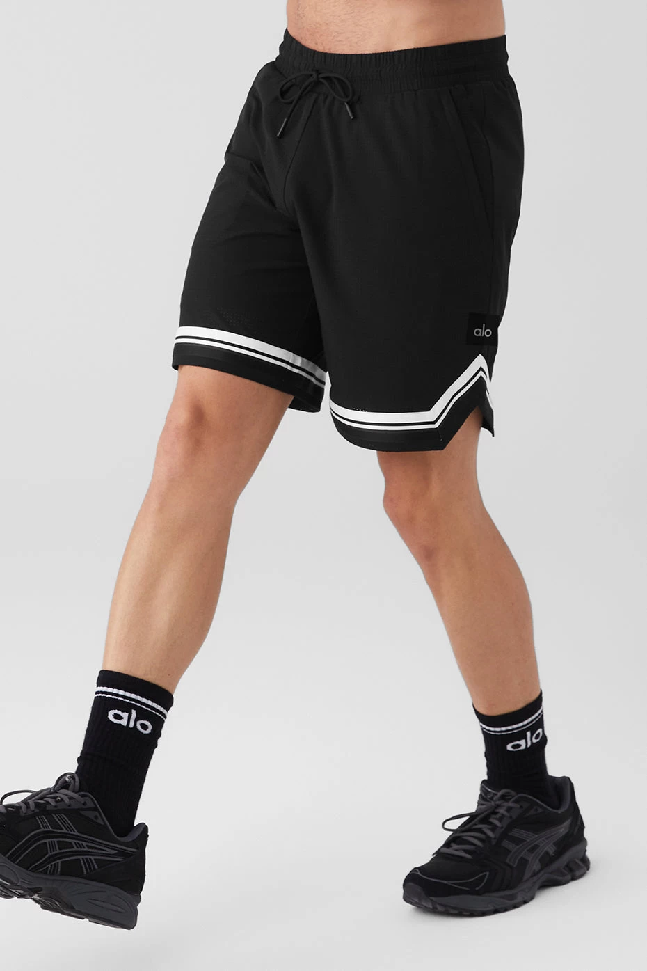 9" Traction Arena Short - Black - Image 3