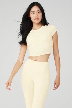 Alosoft Crop Finesse Short Sleeve - French Vanilla