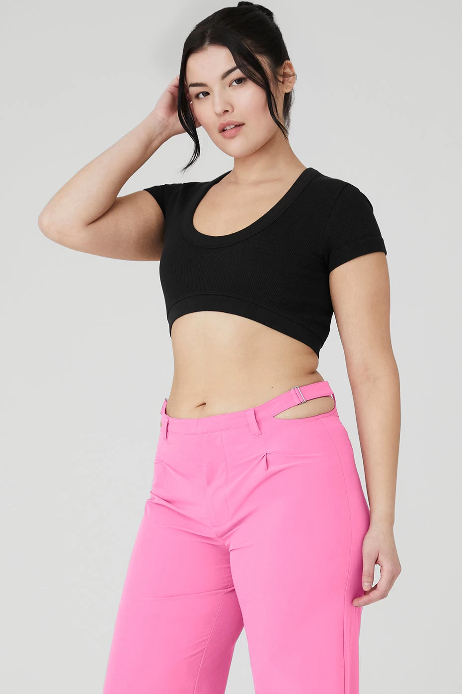 Seamless Ribbed Cropped Serene Short Sleeve - Black - Image 7