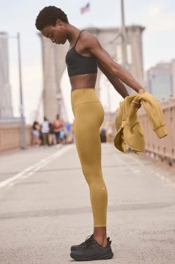 7/8 High-Waist Airlift Legging - Golden Olive Branch