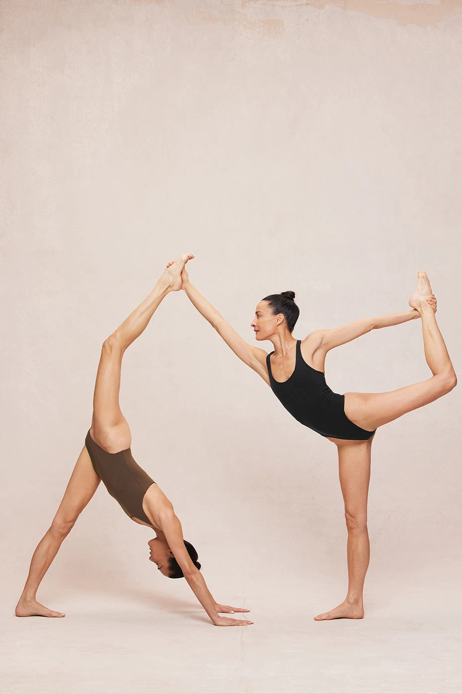 Sleek Back Bodysuit - Black - Image 11